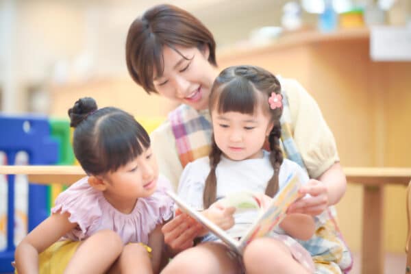 4・5歳、年中・年長さん　読み聞かせ